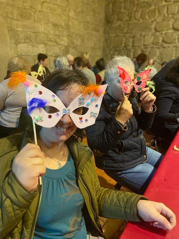 Mafalda Pereira sorridente com máscara colocada